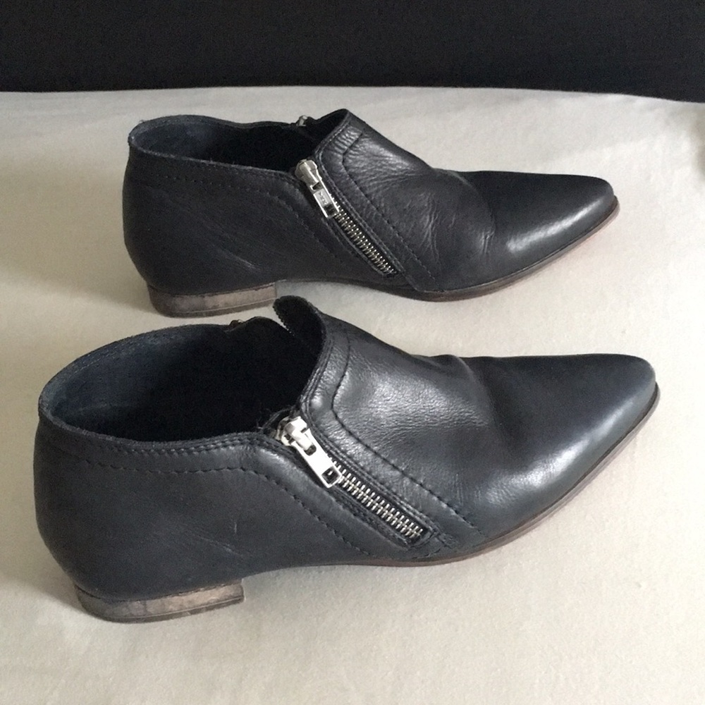 Free People pointy shoes